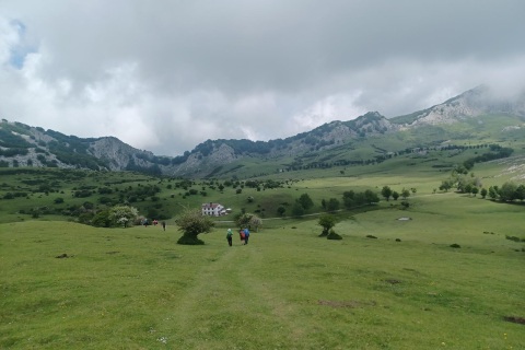 Circular por Itxina-Altipitax (1.171 m.)